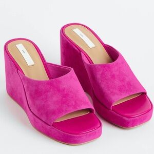 H&M Premium Selection Wedge-Heeled Suede Mules in size 9